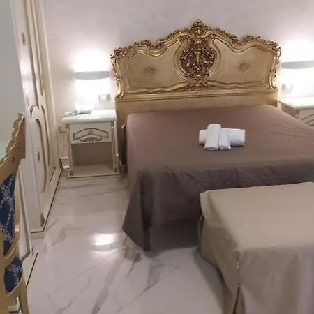 Grand Paradise Hotel
